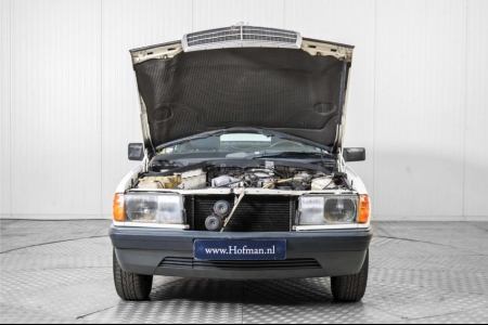 Mercedes-Benz 190D 2.0 Wegenbelastingvrij thumbnail 36
