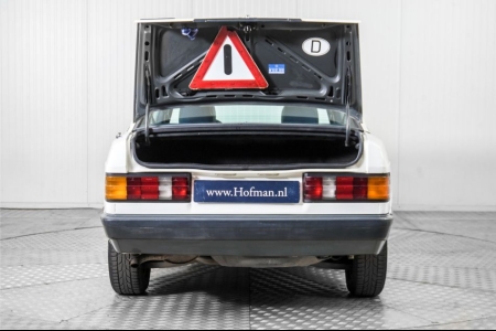 Mercedes-Benz 190D 2.0 Wegenbelastingvrij thumbnail 39