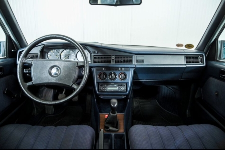 Mercedes-Benz 190D 2.0 Wegenbelastingvrij thumbnail 7