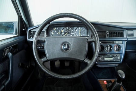 Mercedes-Benz 190D 2.0 Wegenbelastingvrij thumbnail 8