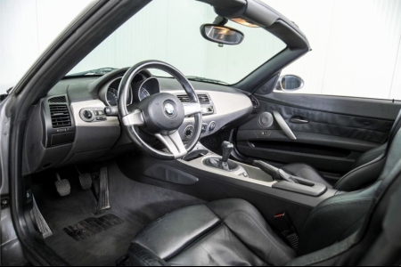 BMW Z4 Roadster 2.2i Pure thumbnail 11