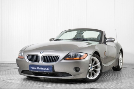 BMW Z4 Roadster 2.2i Pure thumbnail 3