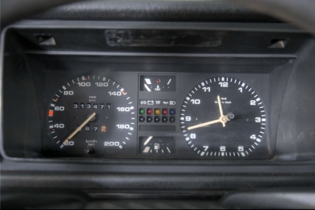 Volkswagen Golf 1.6 GTD . thumbnail 11