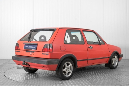 Volkswagen Golf 1.6 GTD . thumbnail 2