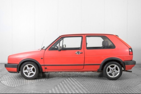 Volkswagen Golf 1.6 GTD . thumbnail 9