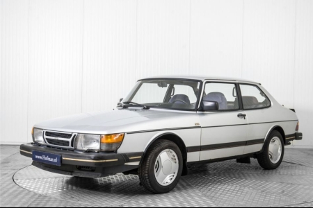 Saab 900 Coup&eacute; 2.0i thumbnail 1