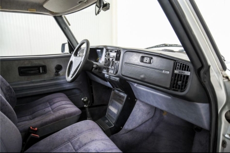 Saab 900 Coup&eacute; 2.0i thumbnail 12