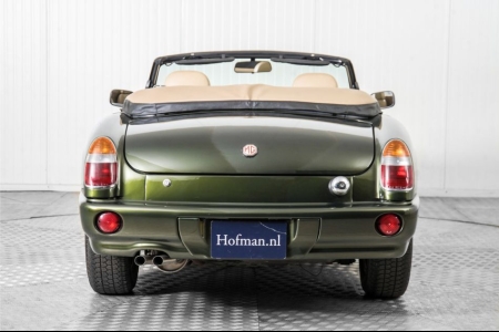 MG RV8 4.0 V8 RHD thumbnail 13