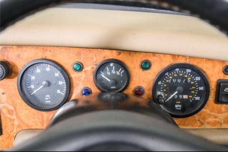 MG RV8 4.0 V8 RHD thumbnail 15