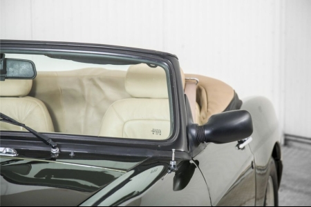 MG RV8 4.0 V8 RHD thumbnail 27