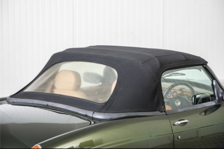 MG RV8 4.0 V8 RHD thumbnail 69