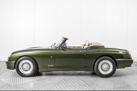 MG RV8 4.0 V8 RHD thumbnail 9