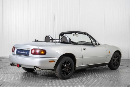 Mazda MX-5 1.6i-16V thumbnail 2