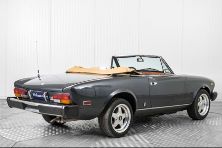 Fiat Spider 2000 thumbnail 2