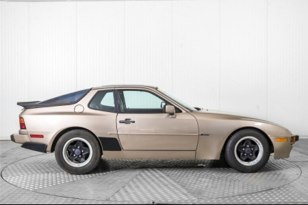 Porsche 944 2.5 Coup&eacute; thumbnail 10