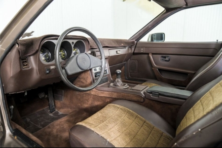 Porsche 944 2.5 Coup&eacute; thumbnail 11
