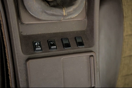Porsche 944 2.5 Coup&eacute; thumbnail 29