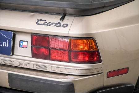 Porsche 944 2.5 Coup&eacute; thumbnail 31