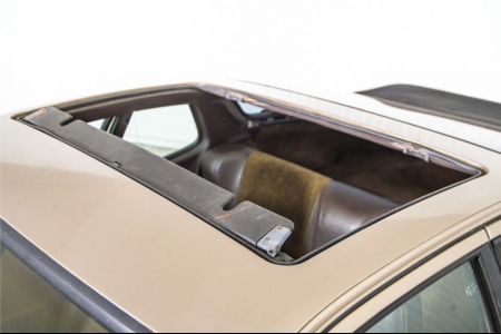 Porsche 944 2.5 Coup&eacute; thumbnail 38