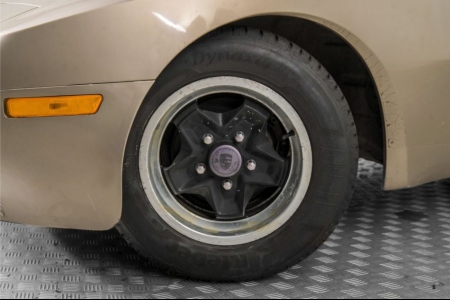 Porsche 944 2.5 Coup&eacute; thumbnail 4