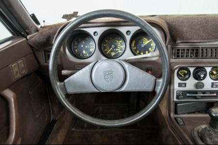 Porsche 944 2.5 Coup&eacute; thumbnail 8