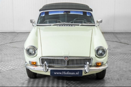 MG B  thumbnail 74