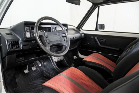 Volkswagen Golf 1 1.8 GTi thumbnail 10
