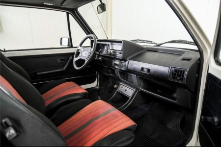 Volkswagen Golf 1 1.8 GTi thumbnail 11