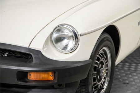 MG B GT V8 LHD thumbnail 22