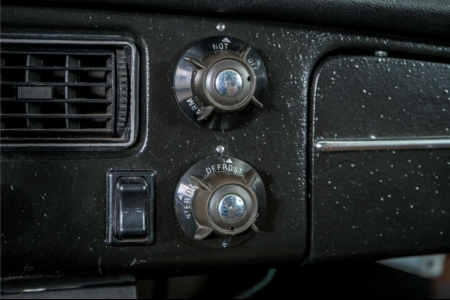 MG B GT V8 LHD thumbnail 29