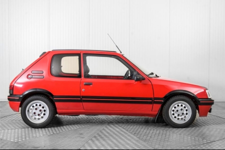Peugeot 205 GTI 1.6 thumbnail 10