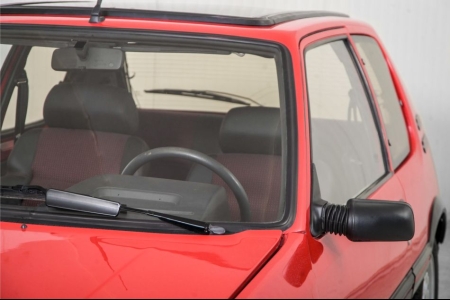 Peugeot 205 GTI 1.6 thumbnail 23