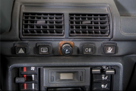 Peugeot 205 GTI 1.6 thumbnail 24