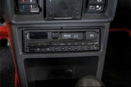 Peugeot 205 GTI 1.6 thumbnail 28