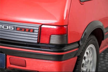 Peugeot 205 GTI 1.6 thumbnail 31