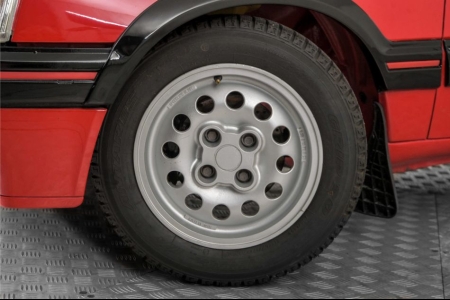Peugeot 205 GTI 1.6 thumbnail 4