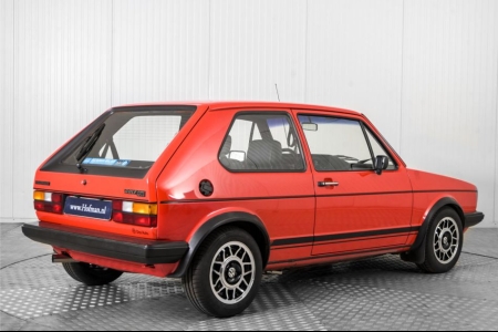 Volkswagen Golf 1 GTI 1.8 thumbnail 2