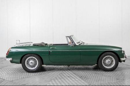 MG B 1.8 Roadster thumbnail 10
