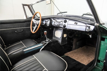 MG B 1.8 Roadster thumbnail 12