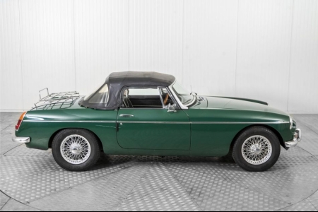 MG B 1.8 Roadster thumbnail 71
