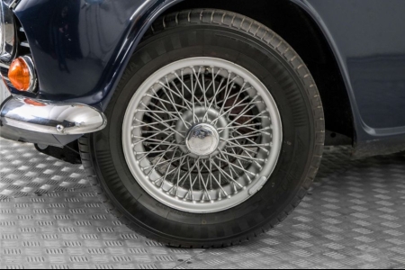 Triumph TR5 TR250 overdrive spaakwielen  thumbnail 4