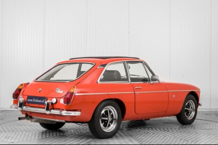 MG B MGB GT MGBGT overdrive thumbnail 2