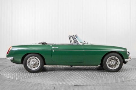 MG B MGB 1.8 met overdrive , spaakwielen  thumbnail 10