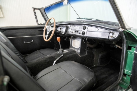 MG B MGB 1.8 met overdrive , spaakwielen  thumbnail 12
