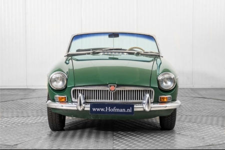 MG B MGB 1.8 met overdrive , spaakwielen  thumbnail 14