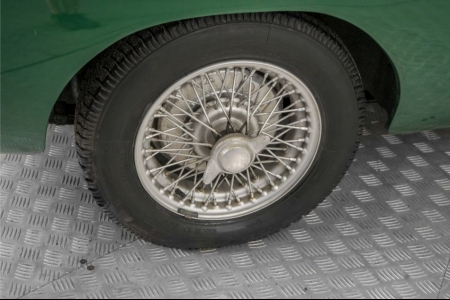 MG B MGB 1.8 met overdrive , spaakwielen  thumbnail 35