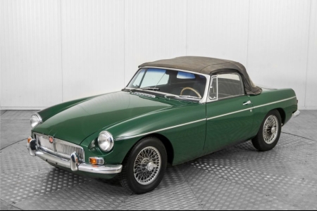 MG B MGB 1.8 met overdrive , spaakwielen  thumbnail 64
