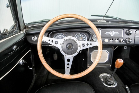 MG B MGB 1.8 met overdrive , spaakwielen  thumbnail 8