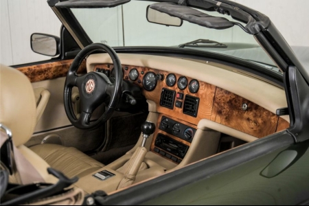 MG RV8 4.0 V8 LHD automaat thumbnail 36