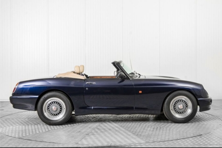 MG RV8 4.0 V8 Oxford Blue thumbnail 10